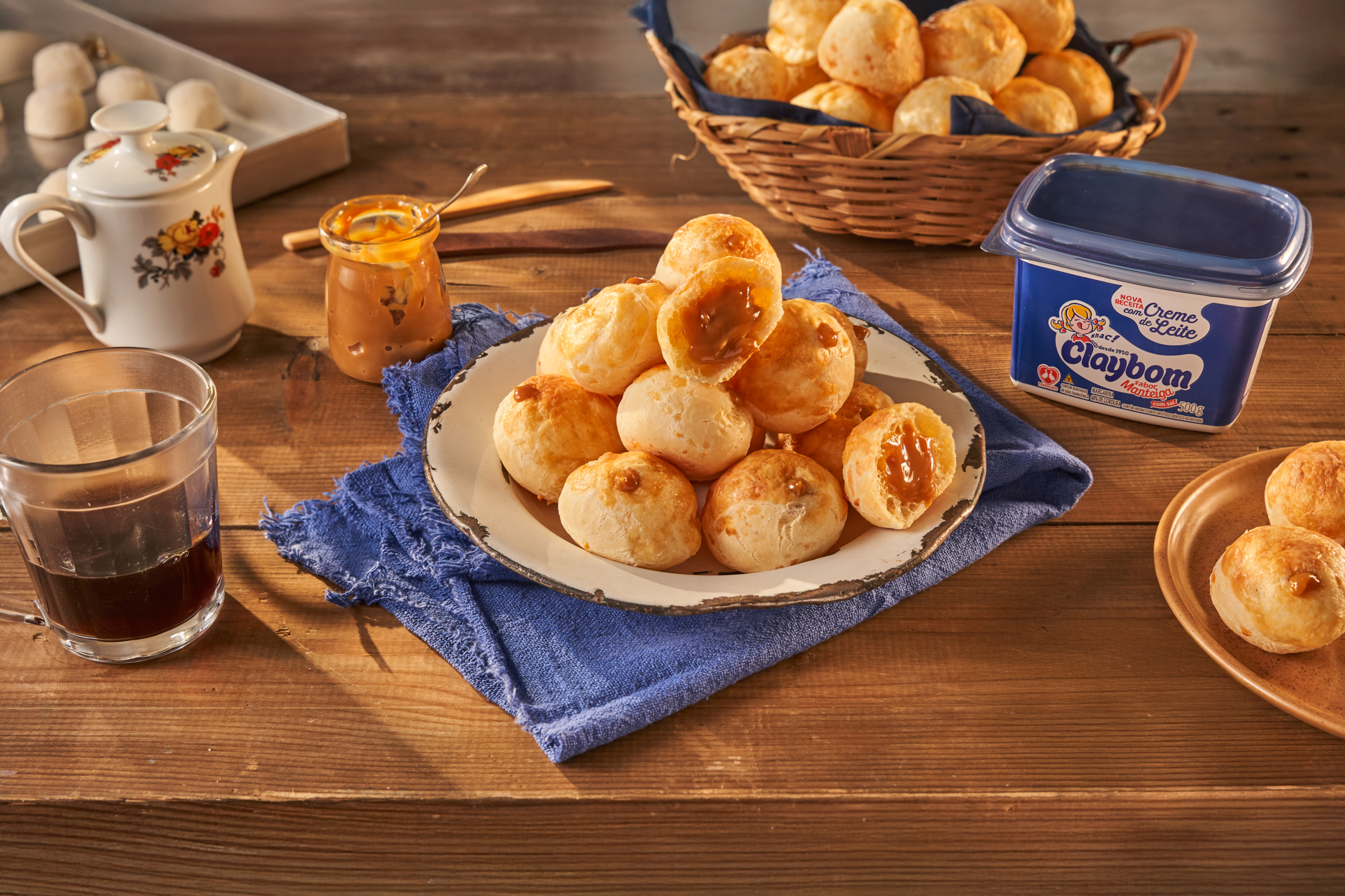 Pao-de-queijo-Doce-de-Leite-Claybom-Banner-5000px--scaled