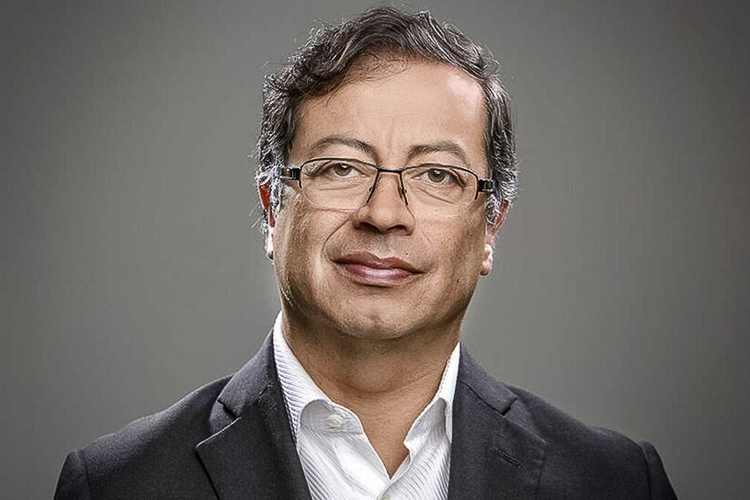 gustavo-petro-colocc82mbia-divulgaccca7acc83o-1